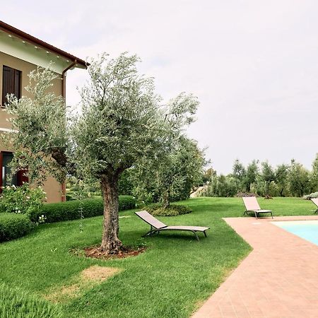 Il Casale Degli Ulivi - Agriturismo - Tenimenti Leone Lanuvio Bagian luar foto