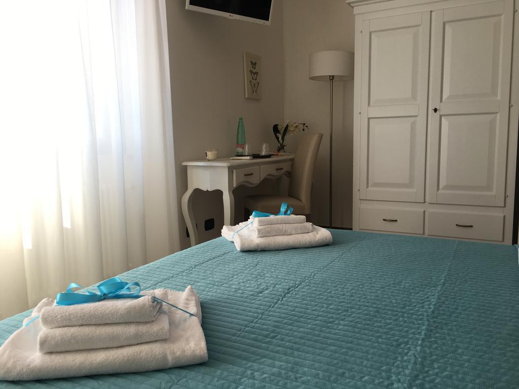 Il Casale Degli Ulivi - Agriturismo - Tenimenti Leone Lanuvio Bagian luar foto