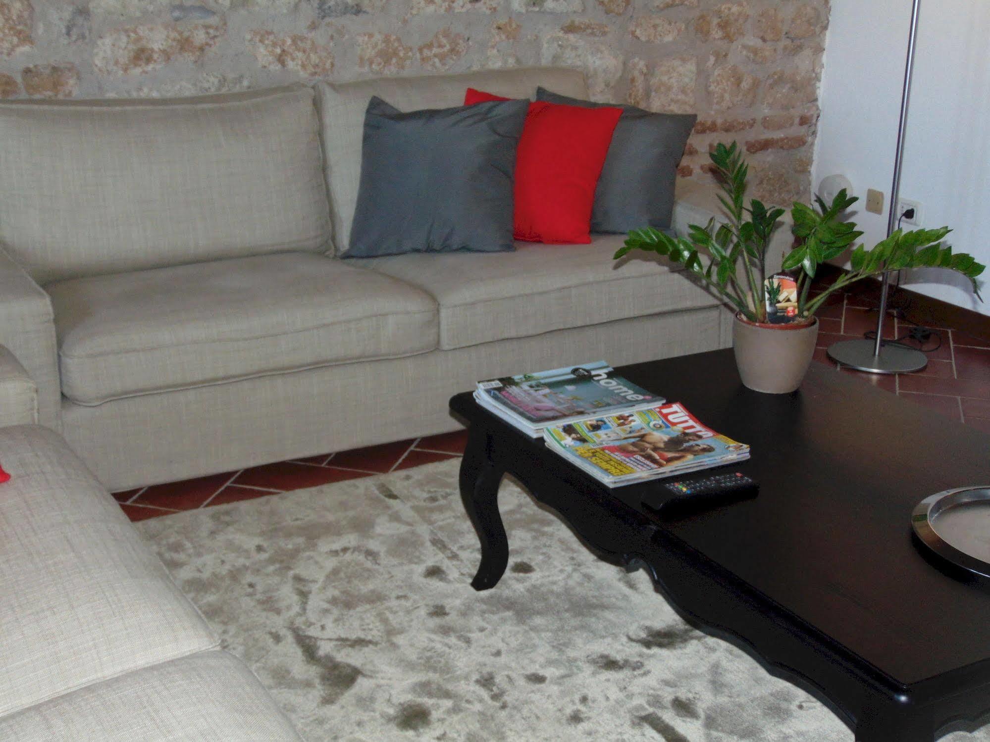 Il Casale Degli Ulivi - Agriturismo - Tenimenti Leone Lanuvio Bagian luar foto